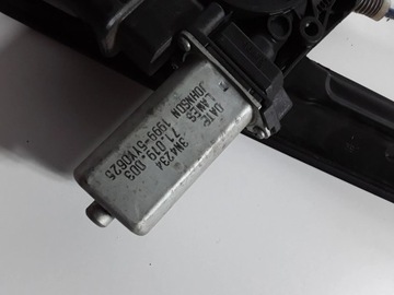 BMW 3 F30 F35 F31 2011 7259823 ZVEDÁKY SKEL PŘEDNÍ STRANA LEVÝ