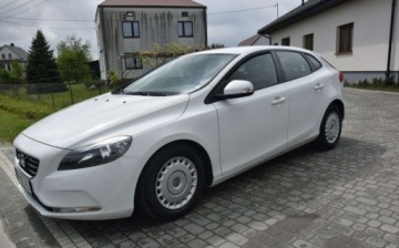 Volvo V40 II Cross Country D2 115KM 2014 Volvo V40 1.6D 2014r Klima Tempomat Sprowadzony Oplacony 1.6 Diesel 115KM, zdjęcie 13