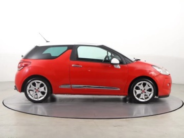 DS 3 Hatchback (Citroen) 1.6 HDi 92KM 2010 Citroen DS3 1.6 HDi, Klima, Klimatronic, Tempomat, zdjęcie 5