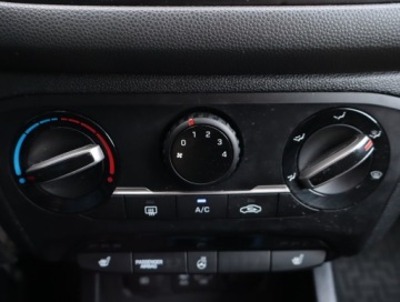 Hyundai i20 II Hatchback 5d Facelifting KAPPA 1.2 MPI 84KM 2020 Hyundai i20 1.2, Salon Polska, Serwis ASO, GAZ, zdjęcie 12