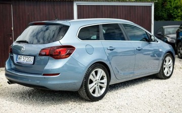 Opel Astra J Sports Tourer 1.4 Turbo ECOTEC 140KM 2011 Opel Astra 1.4T 140KM Led Xenon PDC Climatronic serwis ASO Alu 1.4 Benzyna, zdjęcie 7
