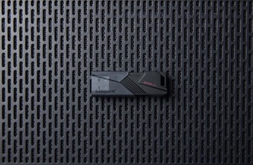 Kingston DataTraveler Exodia Onyx 128 ГБ USB 3.2 1