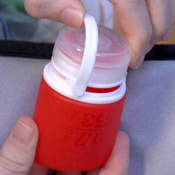 Дорожная бутылочка для самолета Humangear GoToob+ M