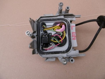 DRŽÁK MĚNIČE XENON LEVÝ BMW E46 SEDAN KOMBI COUPE COMPACT FACELIFT