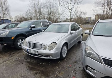 Mercedes Klasa E W211 Sedan W211 2.1 (220 CDI) 150KM 2005 Mercedes-Benz Klasa E Mercedes-Benz Klasa E 22..., zdjęcie 1