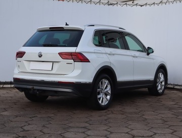Volkswagen Tiguan II SUV 2.0 TDI 190KM 2018 VW Tiguan 2.0 TDI, Salon Polska, 187 KM, 4X4, zdjęcie 4