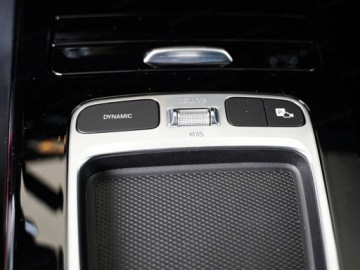 Mercedes Klasa A W177/V177 Hatchback Facelifting 1.3 200 163KM 2025 MERCEDES-BENZ A Klasa 200 AMG Line 1.3 (163KM) 2025, zdjęcie 12