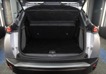 Peugeot 2008 II SUV Facelifting 1.2 PureTech 130KM 2024 Peugeot 2008 LIFT_Polski salon_Benzyna_ 1.2 Benzyna 130KM, zdjęcie 8
