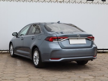 Toyota Corolla XII Sedan 1.6 Valvematic Dual VVT-i 132KM 2019 Toyota Corolla 1.6 Valvematic, Salon Polska, zdjęcie 3