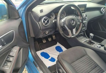Mercedes Klasa A W176 Hatchback 5d Facelifting 180 122KM 2015 Mercedes-Benz Klasa A AMG sport line Super wyposazenie Super stan 1.6, zdjęcie 15
