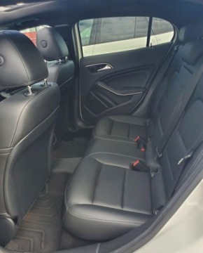 Mercedes GLA I Off-Roader Facelifting 2.0 250 211KM 2019 Mercedes-Benz GLA mercedes gla 250 amg 4matic ,niski pot przebieg 20 tys km, zdjęcie 11