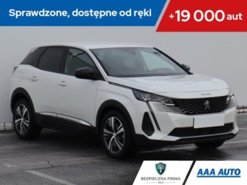 Peugeot 3008 II Crossover Facelifting  1.2 PureTech 130KM 2023 Peugeot 3008 1.2 PureTech, Salon Polska