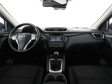 Nissan Qashqai II Crossover 1.6 dCi 130KM 2015 Nissan Qashqai Navi Panorama Czujniki parkowania, zdjęcie 14