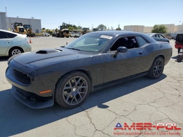 Dodge Challenger III 2016 Dodge Challenger _RT_SCAT PACK_Shaker_V8_6.4 L_485 km_2016r 6.4 Benzyna