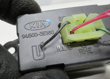 KIA SORENTO 06R DISPLEJ HODINY