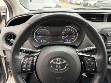 Toyota Yaris III Hatchback 5d Facelifting 2017 1.5 Dual VVT-iE 111KM 2019 Toyota Yaris 1,5-Dual-VVT-iE III (2011-2019) 1.5 P, zdjęcie 13