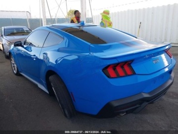 Ford Mustang VI 2024 Ford Mustang 2024r, GT, Premium, Fastback, 5.0L 5.0 Benzyna 486KM, zdjęcie 3