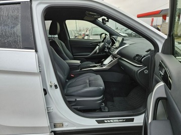 Mitsubishi Eclipse Cross SUV PHEV 2.4 188KM 2022 Mitsubishi Eclipse Cross PHEV 2.4 benzyna+ hybryda, zdjęcie 7