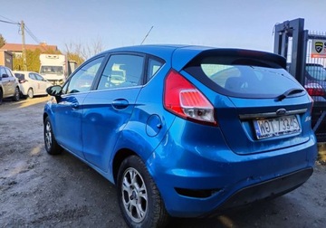 Ford Fiesta VII Hatchback 3d Facelifting 1.5 TDCi 75KM 2015 Ford Fiesta 2015r, 1.5 TDCI. Lekko uszkodzony przod i tyl. Jezdzi 1.5, zdjęcie 2