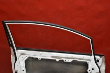 DVEŘE LEVÉ PŘEDNÍ BÍLÉ FORD FIESTA MK7 3D 08-17
