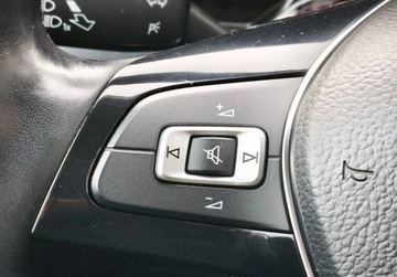 Volkswagen Polo VI Hatchback 5d 1.0 TSI 115KM 2019 Volkswagen Polo 115 Km 6 biegow, Highline, Czujniki parkowania, Bezwypadko, zdjęcie 21