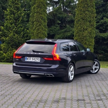 Volvo V90 II Kombi 2.0 D3 150KM 2017 Volvo V90 2.0 D3 Momentum Pro Diesel 150KM, zdjęcie 14