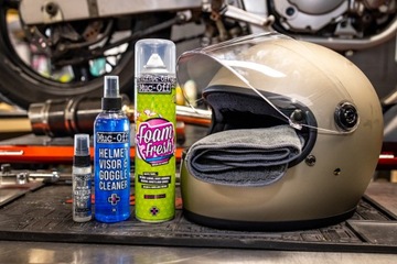 Prezent dla motocyklisty Zestaw do pielęgnacji kasku MUC-OFF pianka spray