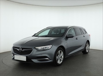 Opel Insignia I Sports Tourer Facelifting 2.0 CDTI Ecotec 170KM 2017 Opel Insignia 2.0 CDTI, Salon Polska, Serwis ASO, zdjęcie 1