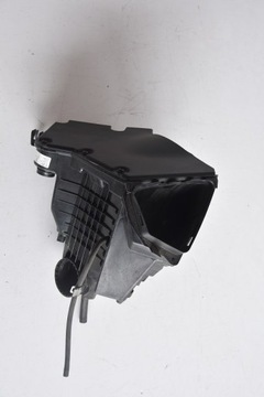 AUDI A4 8K POUZDRO FILTRU
