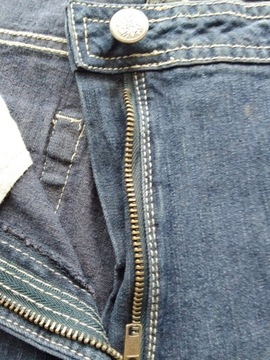 Spodnie damskie jeans Rozm.44 z elastanem, w pasie 86cm, granatowe