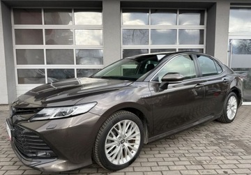 Toyota Camry IX Sedan 2.5 Hybrid Dynamic Force 218KM 2019 Toyota Camry Salon Polska, Serwis ASO, Gwarancja,1 rej III 2020r. 2.5 218KM, zdjęcie 22