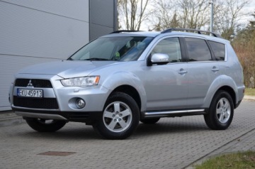 Mitsubishi Outlander II 2013 2.0i 150KM SERWIS NAVI KAMERA SKÓRA XENON EL.FOTELE GRZ.FOTELE, zdjęcie 2
