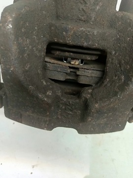 | BMW E90 N43 TŘMEN BRZDOVÝ PRAVÝ PŘEDNÍ 54/24