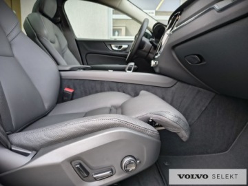Volvo V60 II  Kombi Facelifting 2.0 B4 B 197KM 2025 Volvo V60 V60 B4, Panorama, HUD, Kamera 360, Gwara, zdjęcie 25