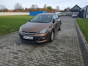 Opel Astra J Hatchback 5d Facelifting 1.6 Twinport ECOTEC 115KM 2014 Opel Astra 1.6 115KM Benzyna LPG Salon Polska Raty, zdjęcie 1