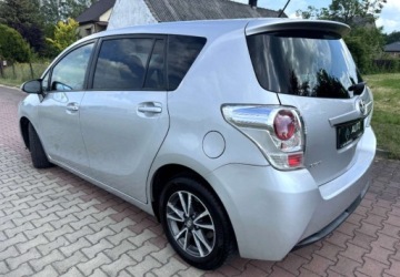 Toyota Verso Minivan 2.0 D-4D 126KM 2013 Toyota Verso 2.0 125 km Kamera cofania Nawigacja tempomat Klimatronik GWAR, zdjęcie 4