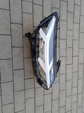 DACIA SANDERO 3 ROK 2022 PRAWA LAMPA LED 260107920R