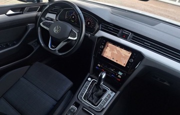 Volkswagen Passat B8 2021 Volkswagen Passat Variant GTE ASO 1.4TSI 218KM bezwyp. pakiety AppConnect, zdjęcie 9
