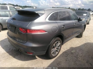 Jaguar F-Pace 2019 Jaguar F-Pace 2019 Jaguar F-PACE 25t Premium AWD 2.0 Benzyna 247KM, zdjęcie 3