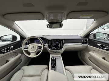 Volvo V60 II  Kombi Facelifting 2.0 B4 197KM 2023 Volvo V60 V60 B4 | Diesel | Plus Bright | | FV23%, zdjęcie 18