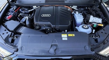 Audi A6 C8 Avant Plug In Facelifting 2.0 55 TFSI e 367KM 2025 Audi A6 Avant 55TFSIe Quattro Stronic Sline Kamera360HeadUpHAKMatrixLEDTem, zdjęcie 30