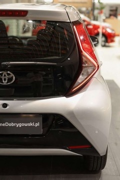 Toyota Aygo II Hatchback 3d Facelifting 1.0 VVT-i 72KM 2019 Toyota Aygo 1.0 VVT-i X-play czujniki parkowania Benzyna 72KM, zdjęcie 35