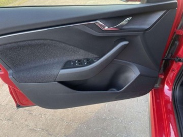 Skoda Kamiq Crossover 1.0 TSI 110KM 2023 Skoda Kamiq Skoda KamiqDSGSTYLE Benzyna 110KM, zdjęcie 10