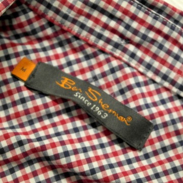 BEN SHERMAN _ MODNA W KRATĘ KRÓTKA KOSZULA Z LOGO _ M/L