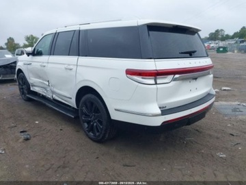 Lincoln Navigator III 2023 Lincoln Navigator Reserve L 2023 3.5L 3.5 Benzyna 440KM, zdjęcie 3