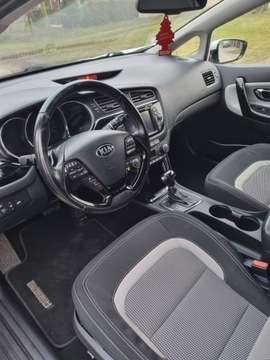 Kia Ceed 2013 Kia Cee'd 1.6 benzyna 135km / Automat / Kamera /, zdjęcie 7