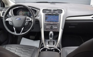 Ford Mondeo V Kombi 2.0 TDCi 180KM 2016 Ford Mondeo 2.0 TDCI 180P AWD Vignale PowerShif Fuul Ledy Kamera Lopa, zdjęcie 36
