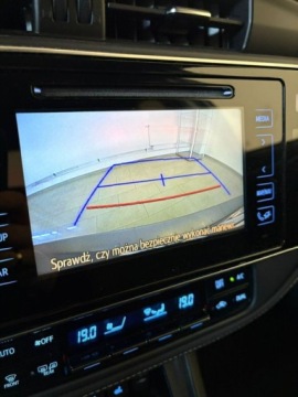 Toyota Corolla XI Sedan Facelifting 1,6 Valvematic 132KM 2017 Toyota Corolla Comfort Pakiet Tech Pakiet Style 1.6 132 KM Salon PL ASO, zdjęcie 18