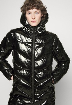 Płaszcz zimowy połyskujący Calvin Klein Jeans S