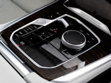 BMW X5 G05 SUV Facelifting 3.0 30d 298KM 2025 BMW X5 xDrive30d Sport Suv 2.0 (298KM) 2025, zdjęcie 9